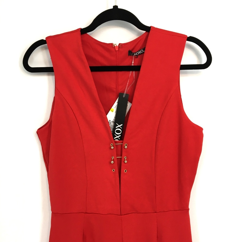Xoxo Red V Neck Sleeveless Jumpsuit - Picture 3 of 8